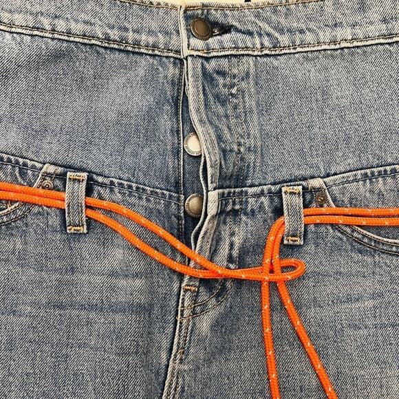 Hudson Women's Sloane Skirt Distressed In Light Blue Size 24 - Picture 12 of 15